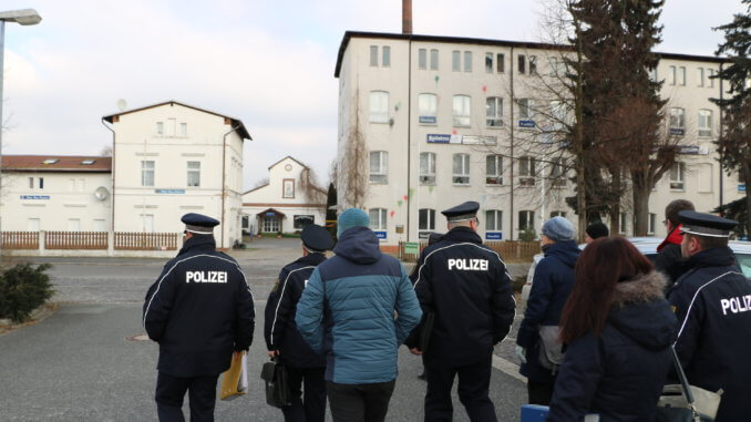 Quelle: Medieninformation der Polizei Sachsen - Ortsbegehung Veranstaltungsort
